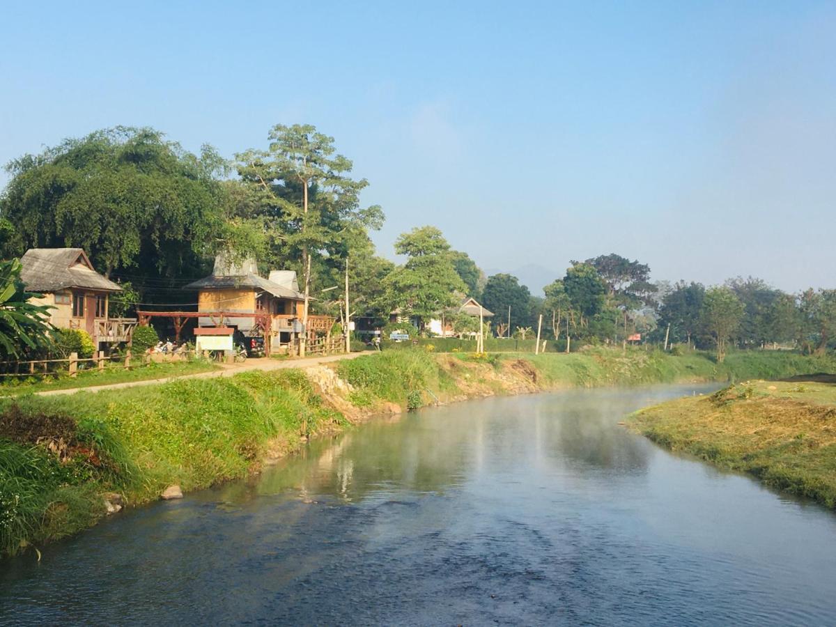 Golden Hut -Chill Bungalows In Town黄金泰式传统独栋小屋 Pai Exterior foto